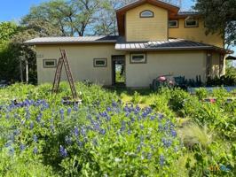 featured image of 121 Butler Ln
