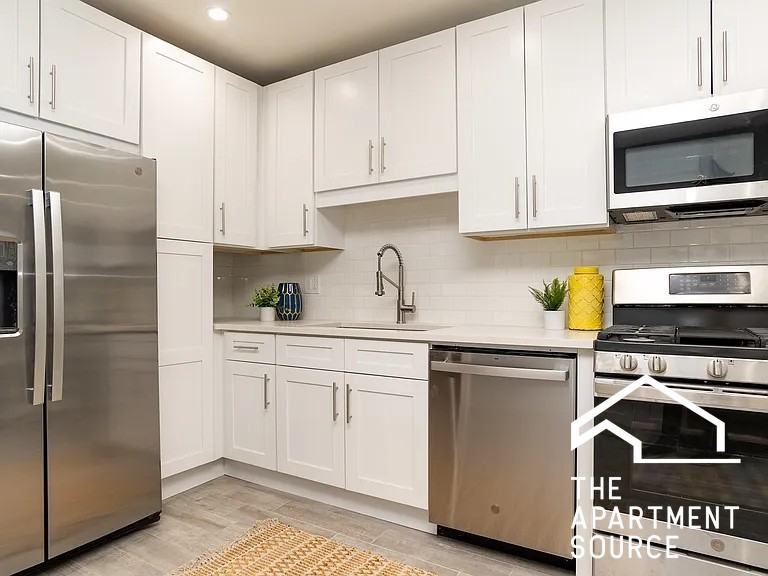 3734 N Racine Ave #2F - Photo 4 of 20