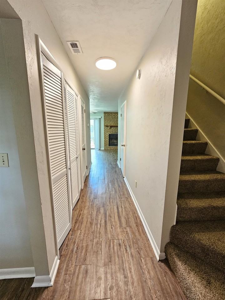 198 Locke St #B - Photo 2 of 18