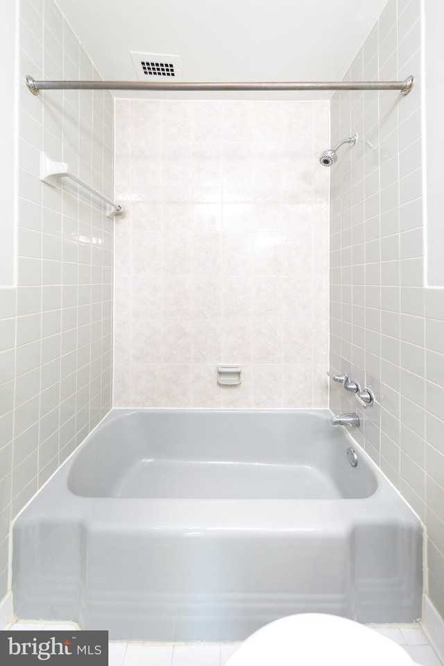 2829 Connecticut Ave Nw #307 - Photo 7 of 27