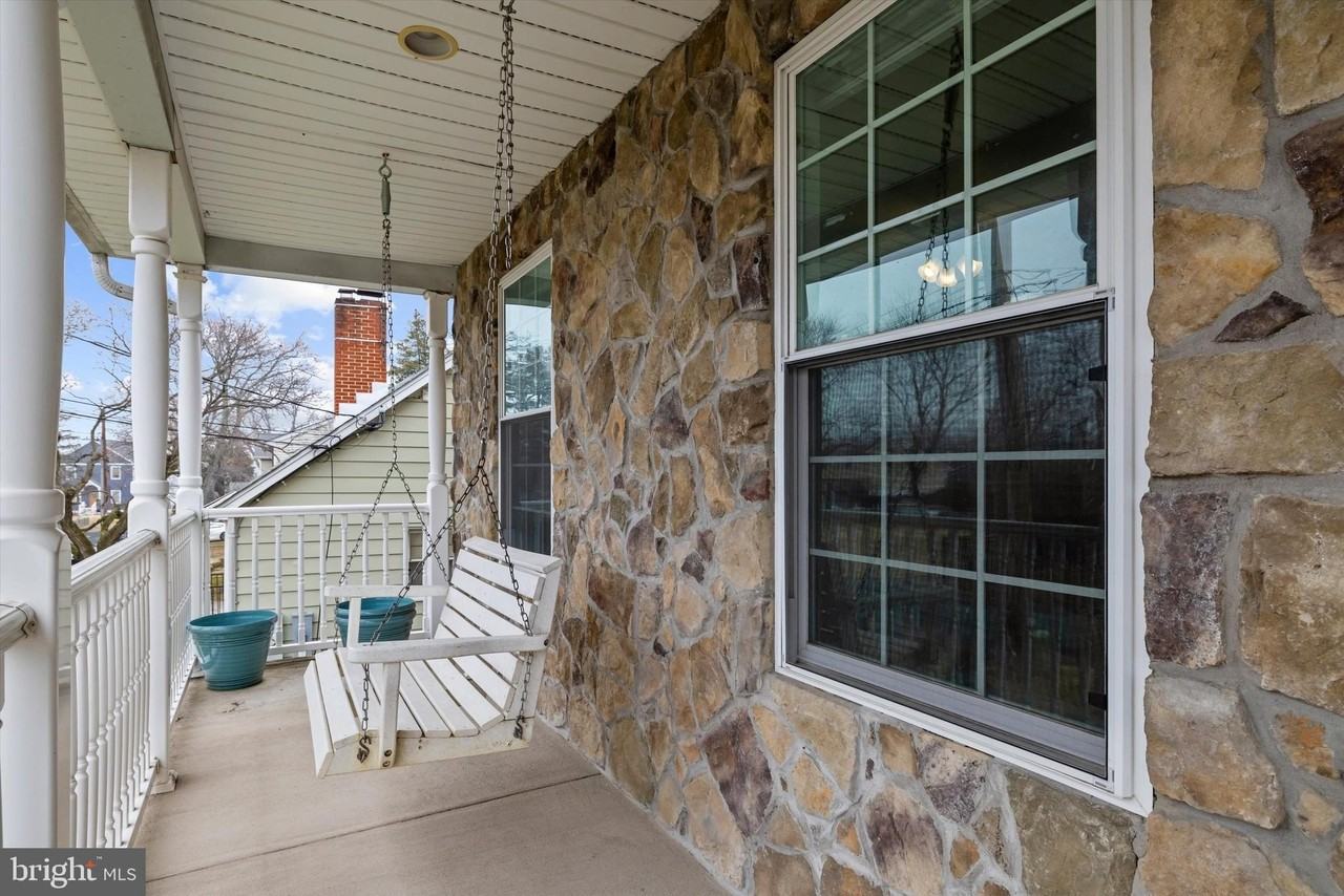 7665 Cedar Dr - Photo 6 of 50
