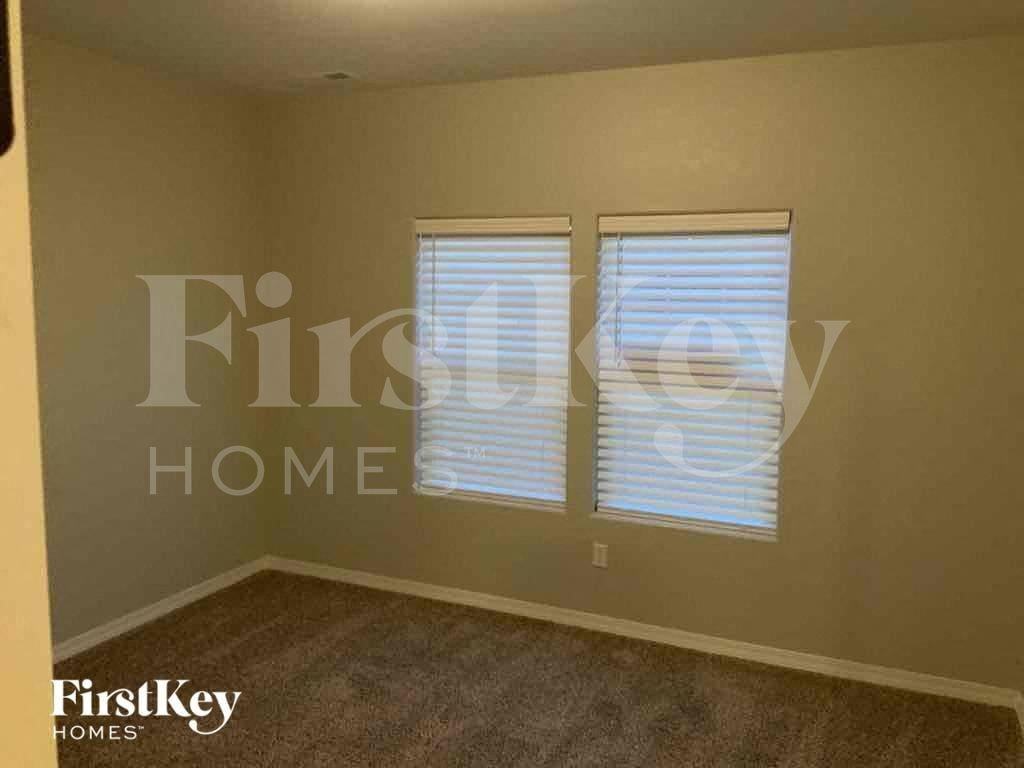 3644 Saguaro Cir - Photo 4 of 22