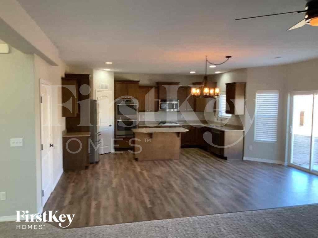 3644 Saguaro Cir - Photo 7 of 22