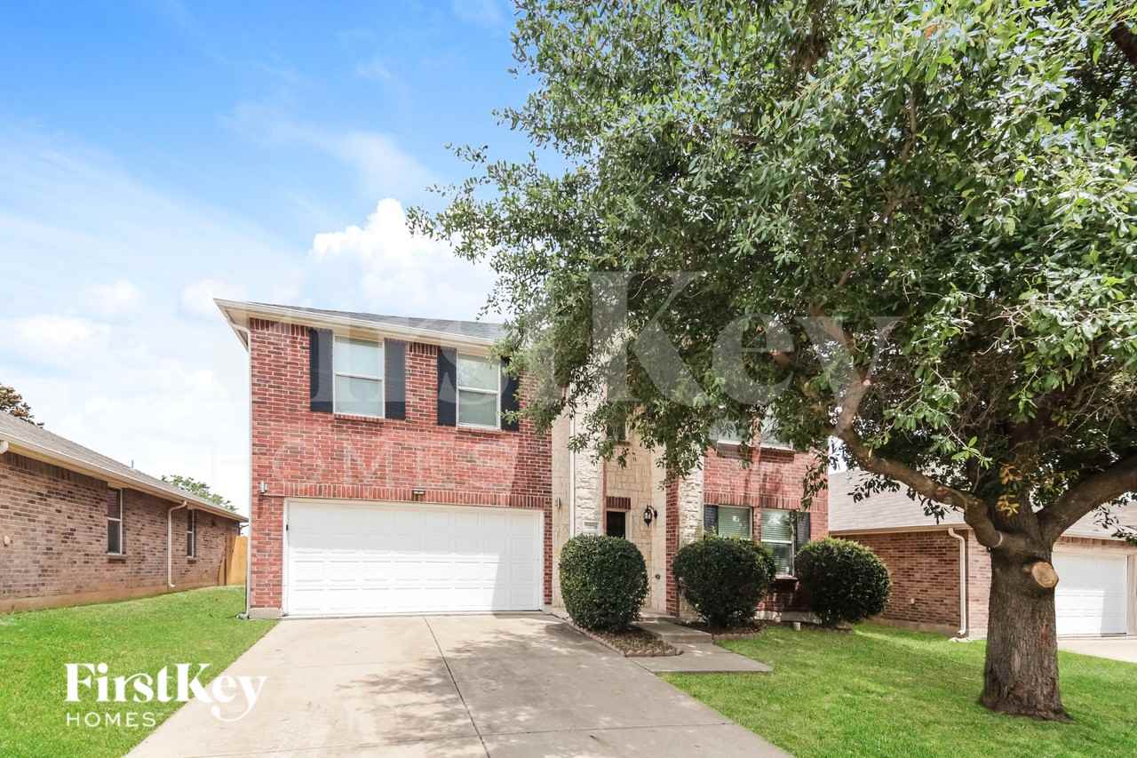11036 Rankin Dr - Photo 2 of 20
