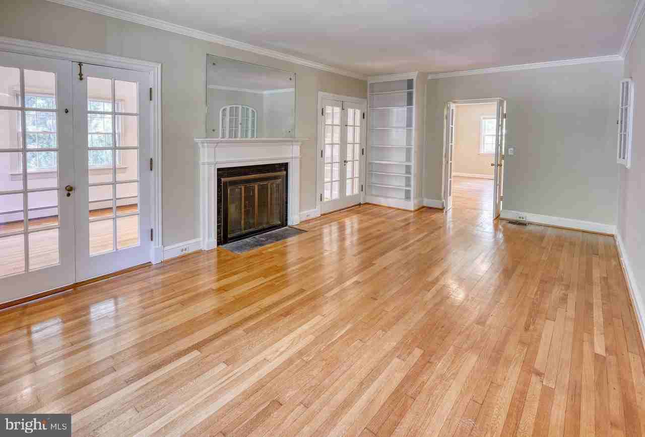 6912 Oakridge Ave - Photo 2 of 21