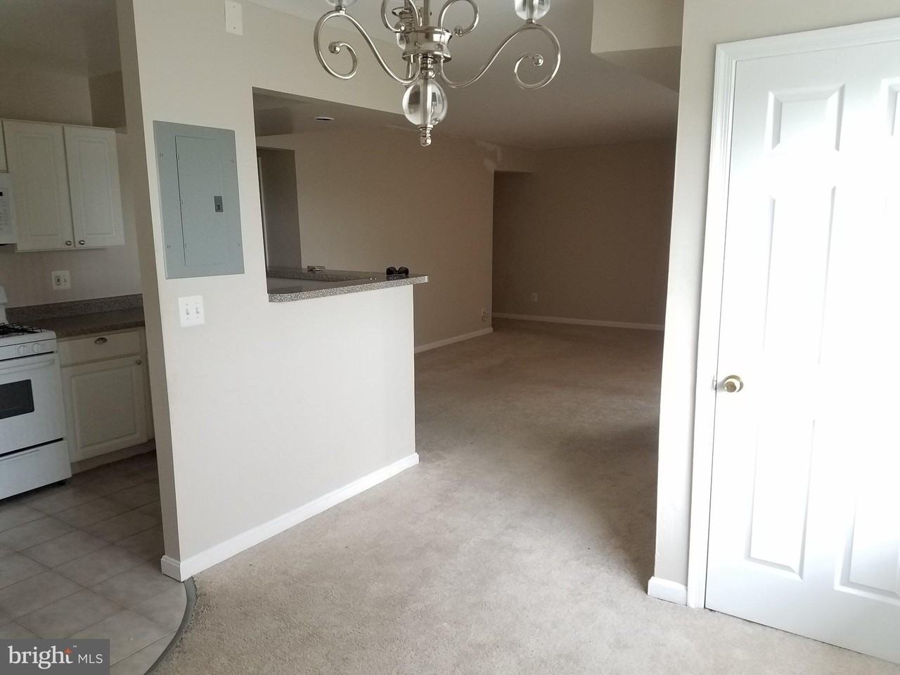 2500 Markham Ln #5 - Photo 6 of 10