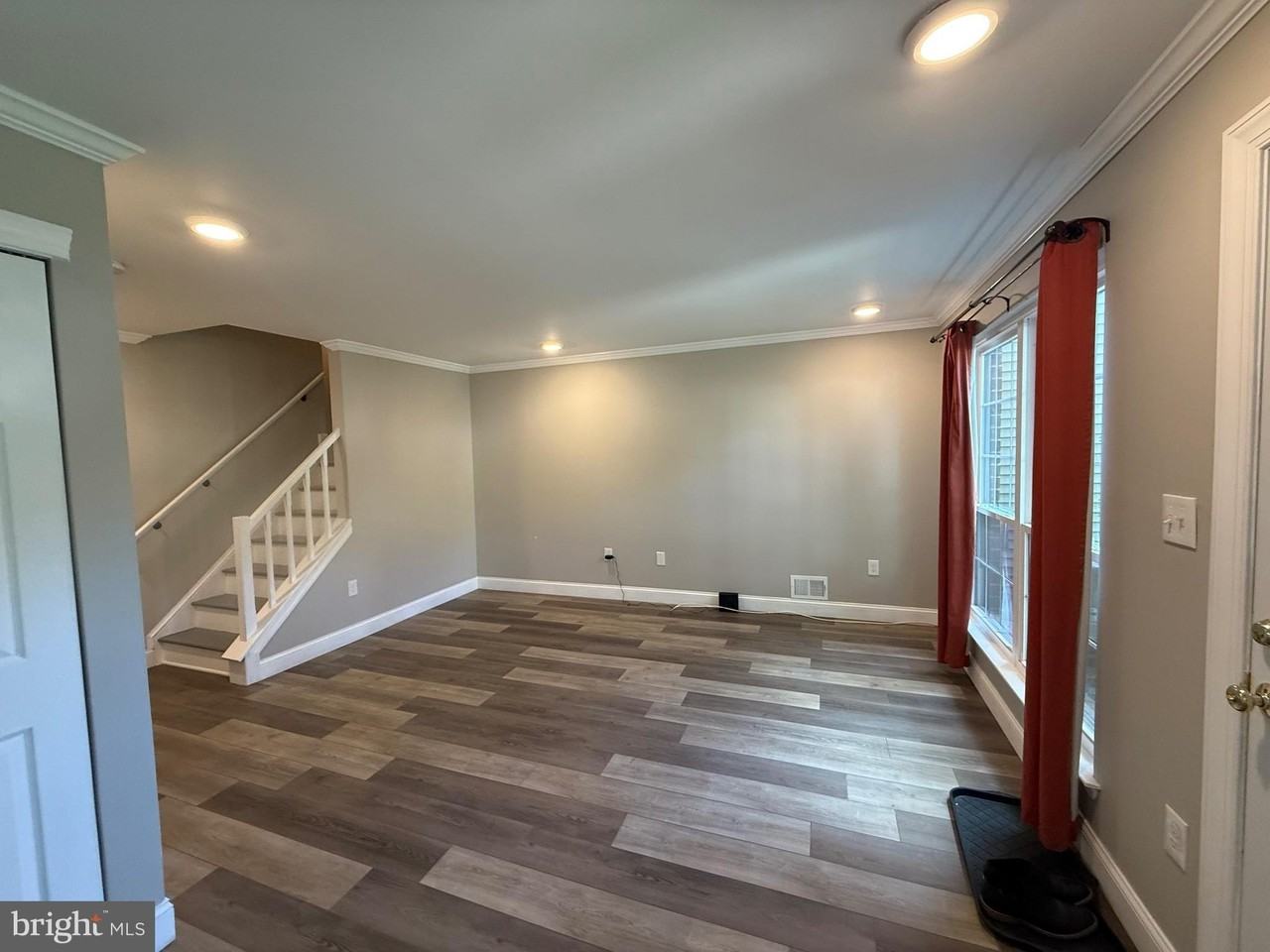 28 Drewes Ct - Photo 5 of 16