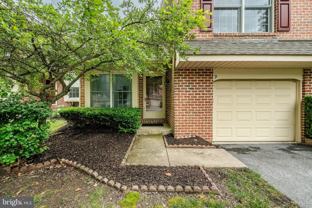 9 Oak Leaf Ln - Photo 1 of 1