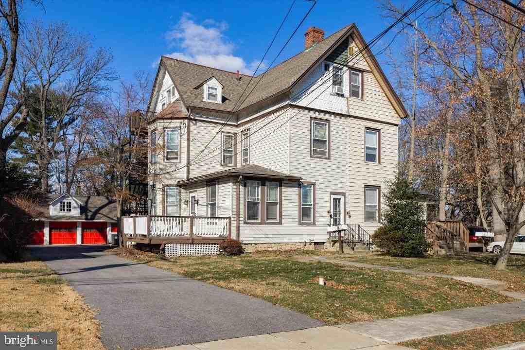 220 S Scott Ave #3rdFL