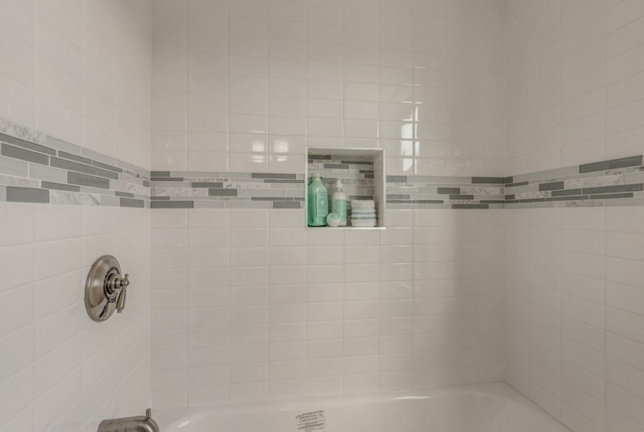 234 Paris St #3 - Photo 6 of 9