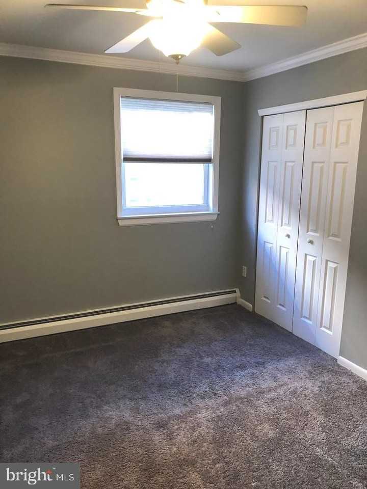 9317 Cottage St #1stFL - Photo 7 of 9