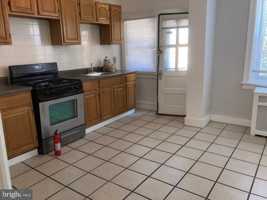 featured image of 267 S Hirst St