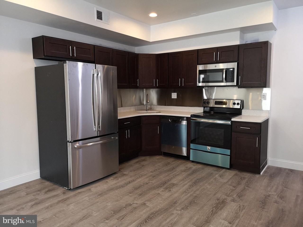 626 N 12th St #2 - Photo 7 of 30