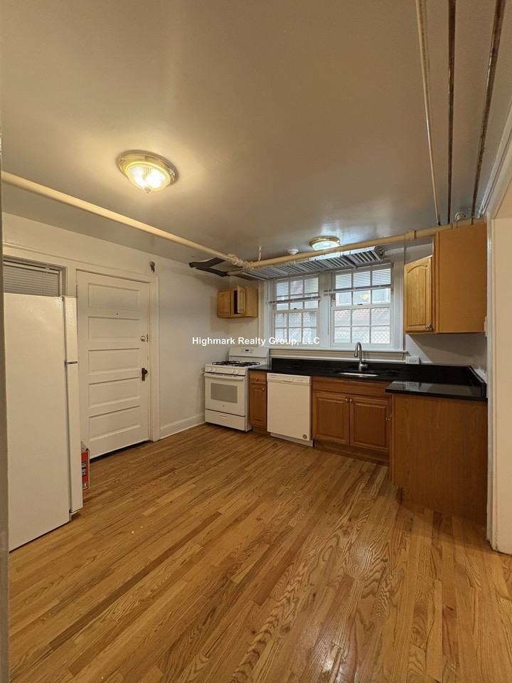 1454 Oak Ave #GRDN