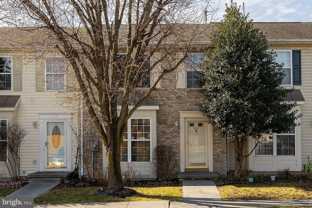 304 Chatham Sq - Photo 1 of 1