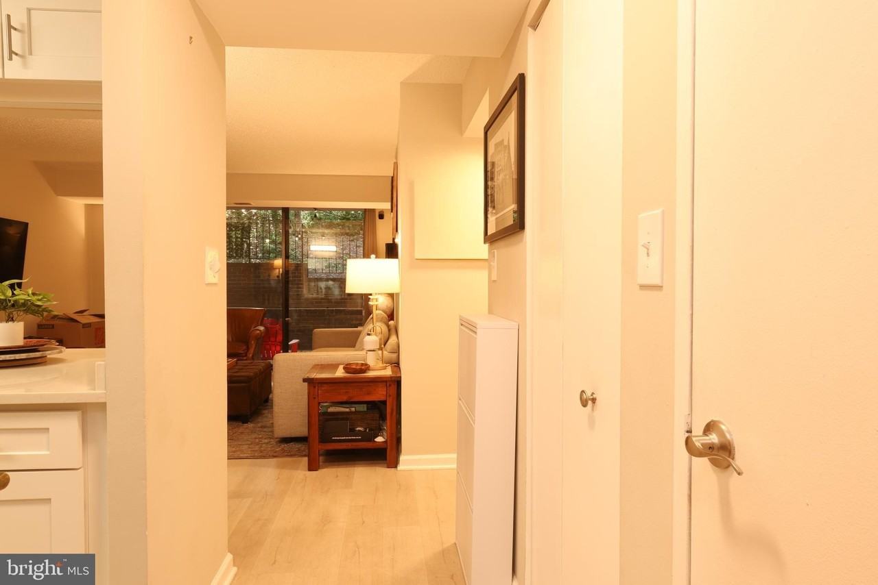 1808 Old Meadow Rd #215 - Photo 4 of 26