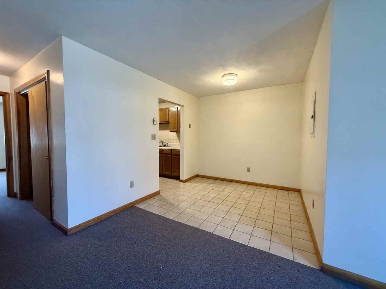 38 Middle St #1 - Photo 4 of 12