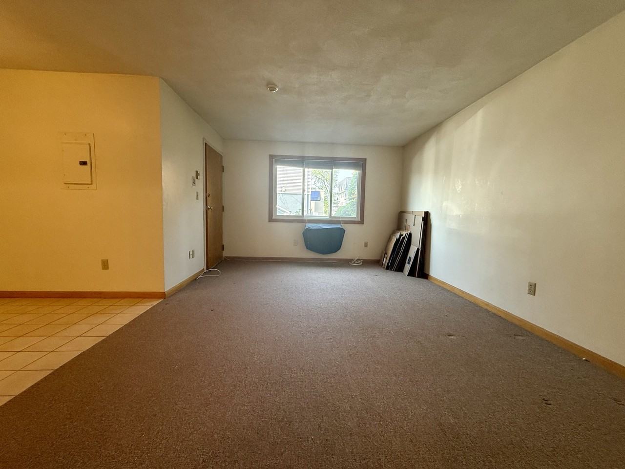 38 Middle St #1 - Photo 6 of 12