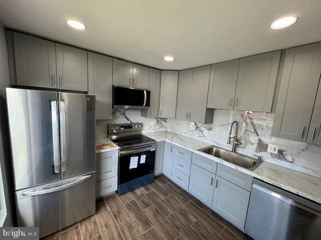 2171 Oram Pl - Photo 4 of 38