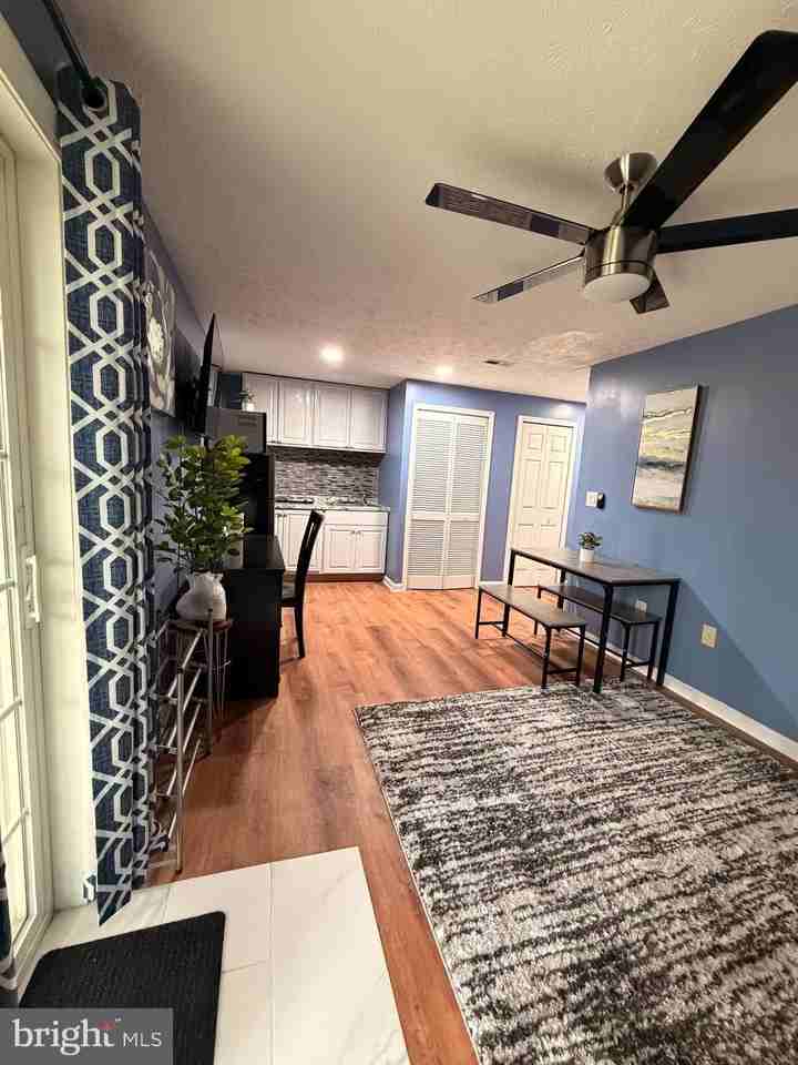 311 Kings Crest Dr - Photo 3 of 17
