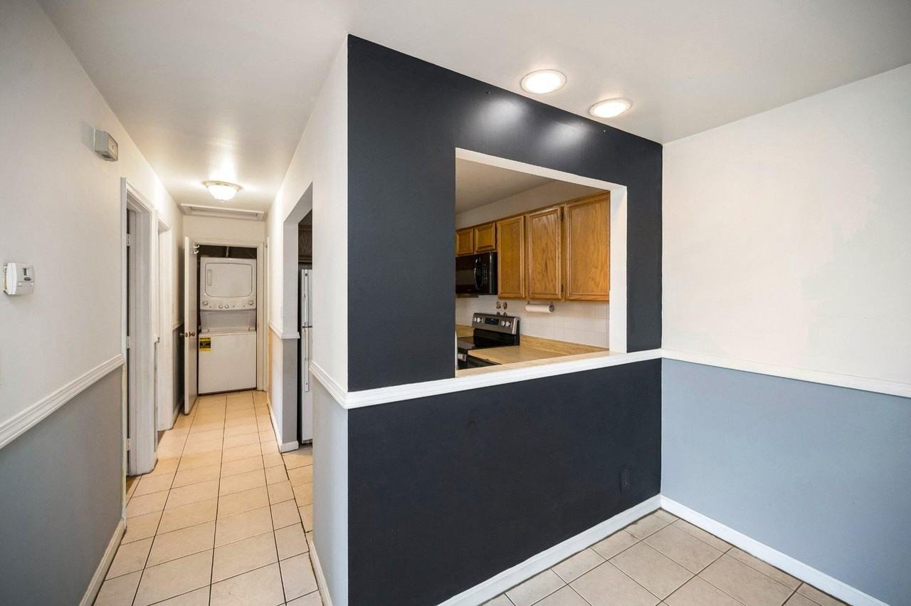 102 Picadilly Ln #203 - Photo 7 of 27