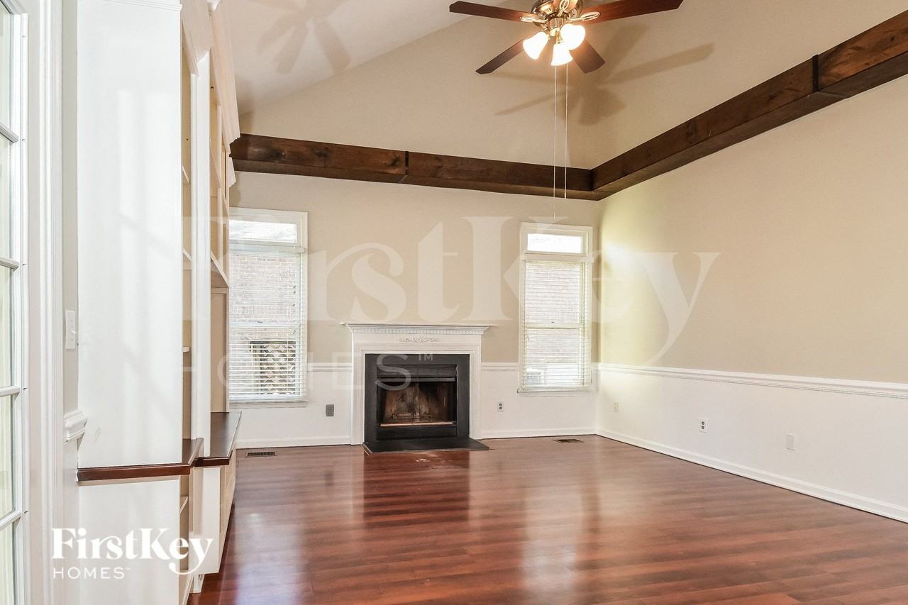 5102 Birnamwood Trl - Photo 4 of 15