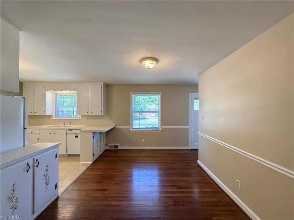 1407 Capri Rd - Photo 6 of 20