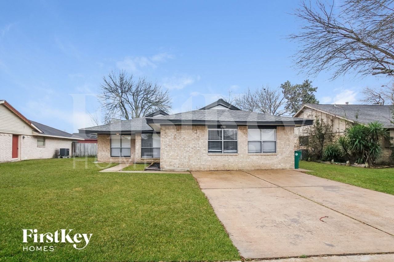 1710 Kenwick Pl - Photo 2 of 15