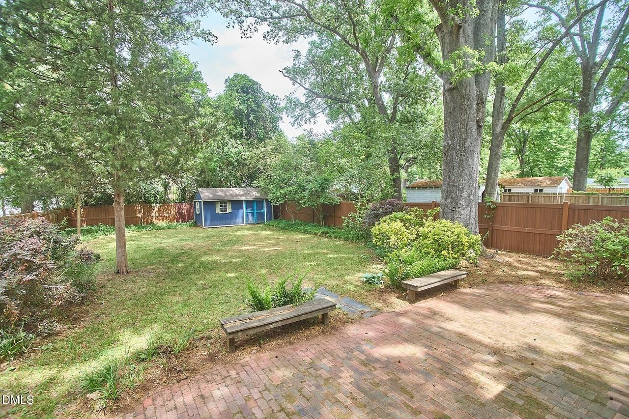 2020 Pershing St #A - Photo 6 of 48
