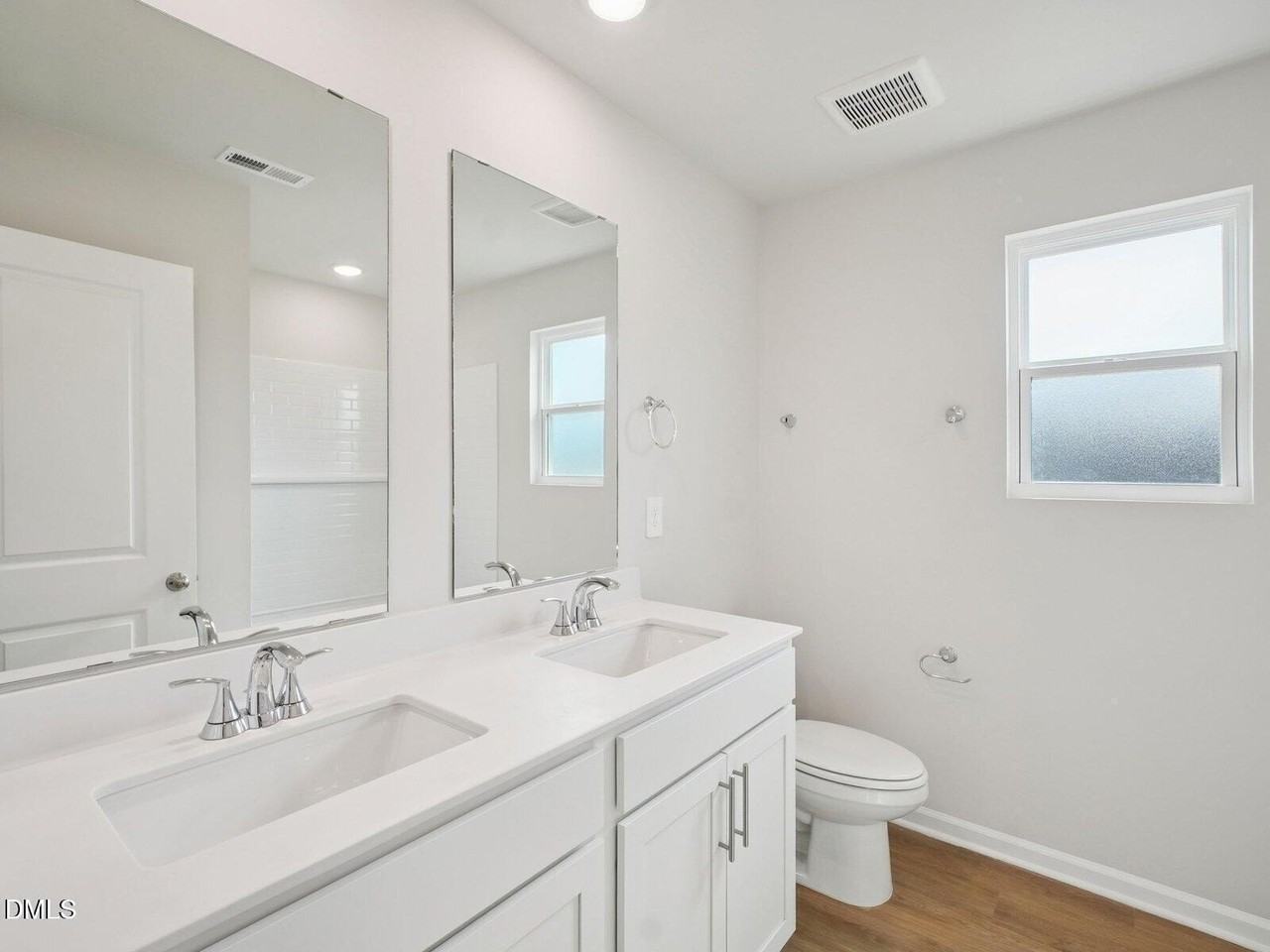1044 Saint Lawrence Dr #1 - Photo 7 of 21