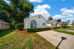 413 Georgetown Cir - Photo 1 of 1
