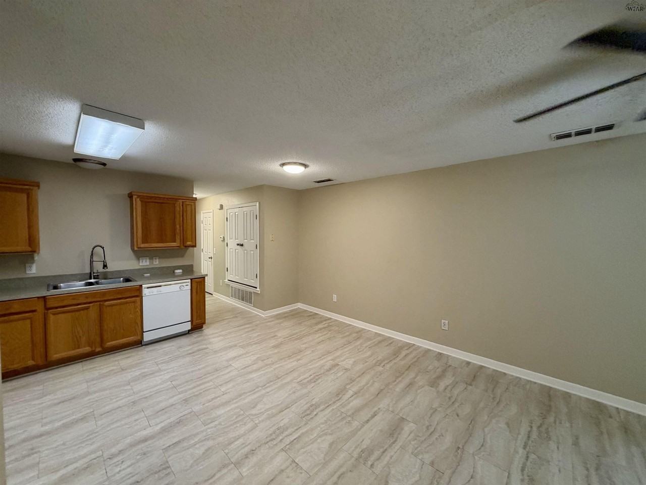 3000 Grace St #2 - Photo 2 of 10
