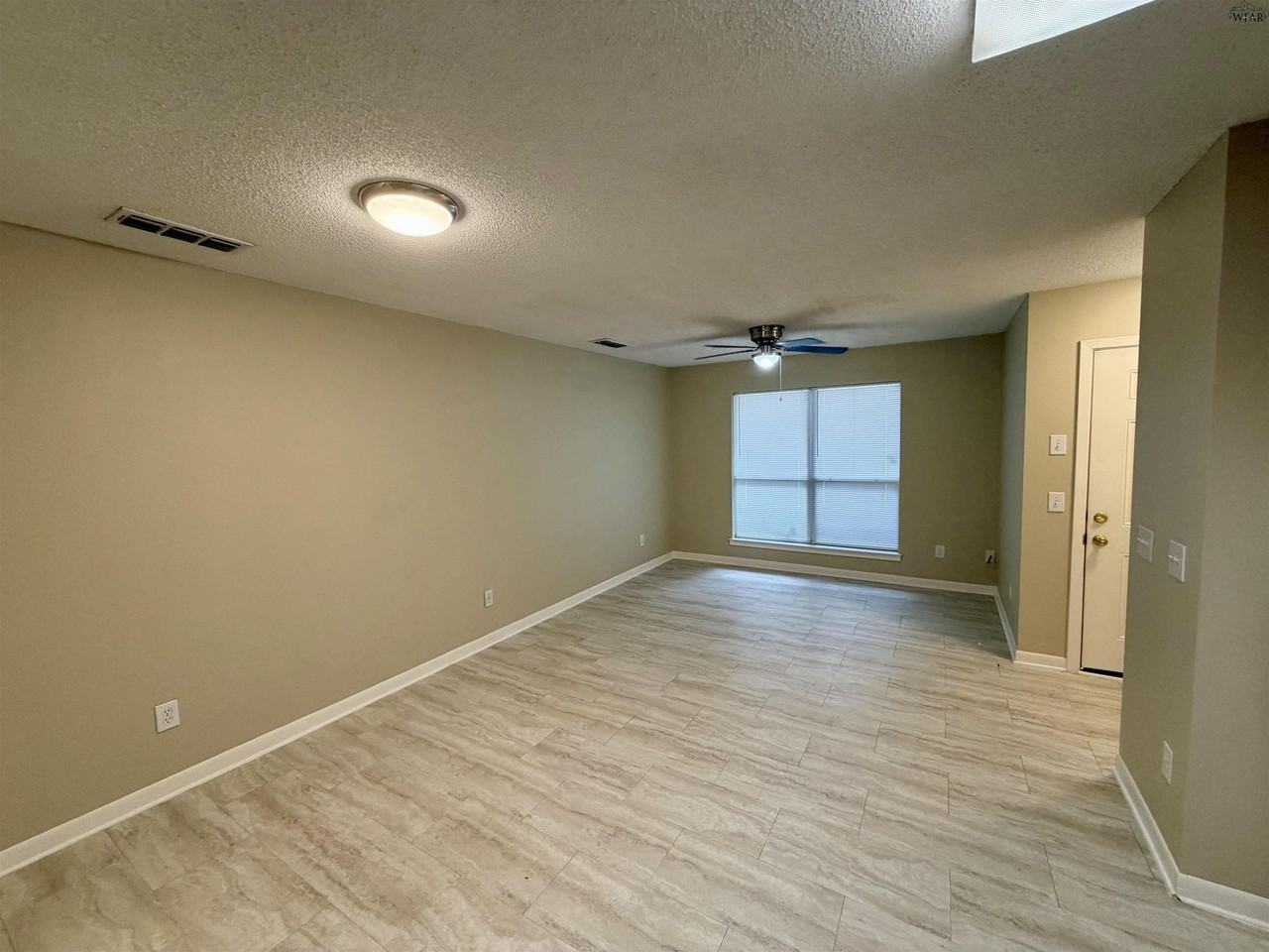 3000 Grace St #2 - Photo 4 of 10