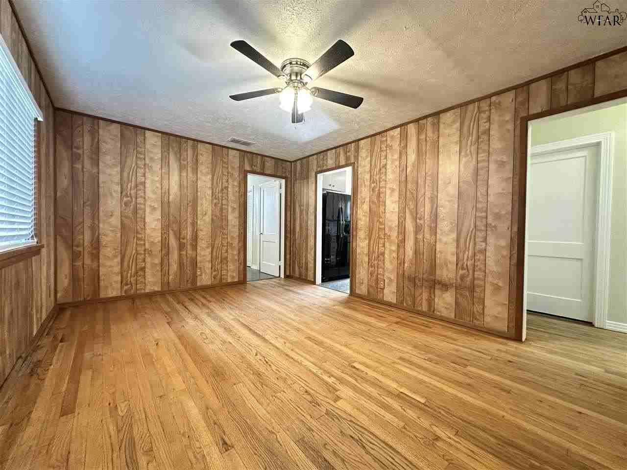 2211 Fillmore St - Photo 3 of 17