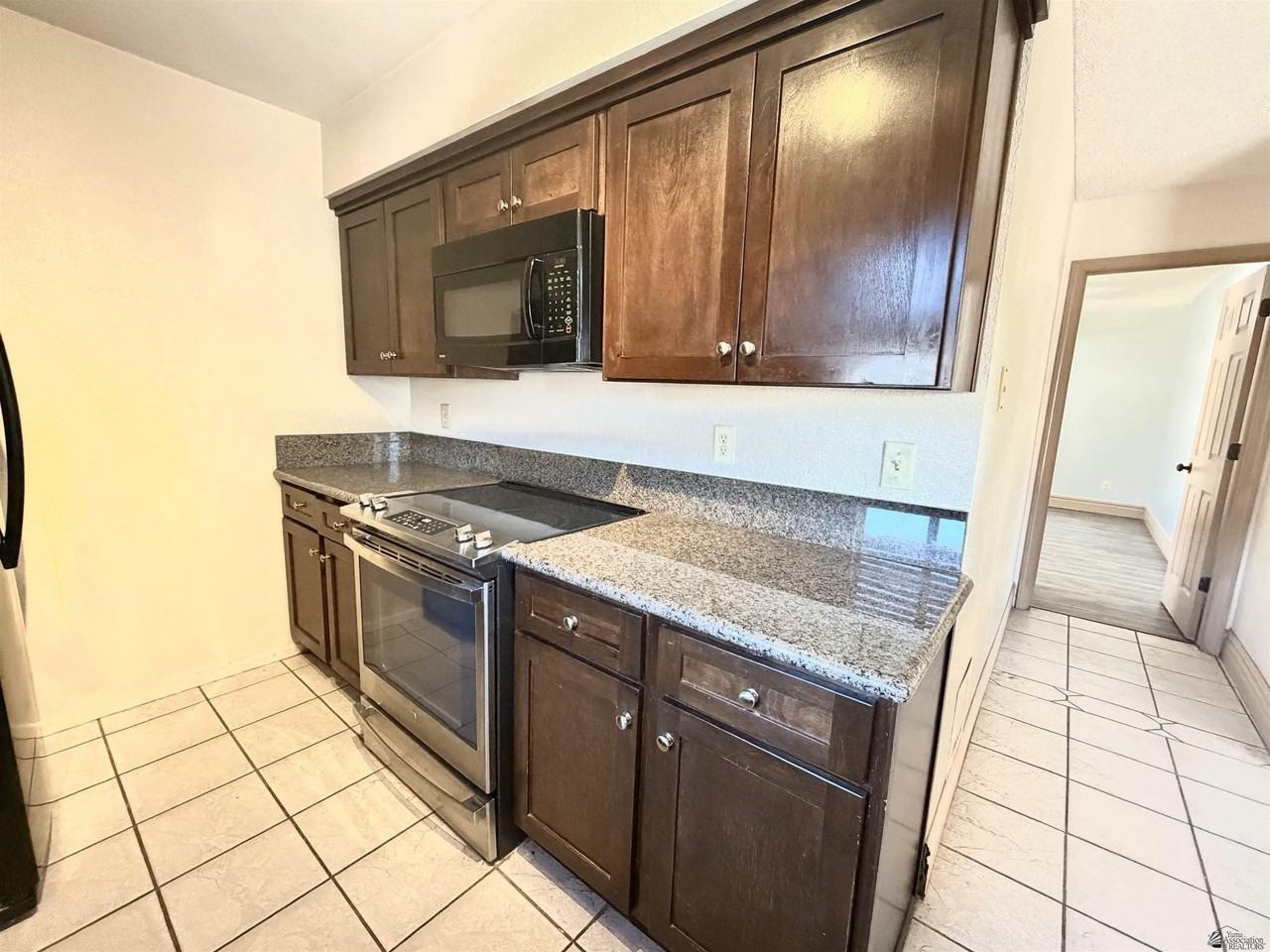 4584 W 18th Pl - Photo 5 of 16