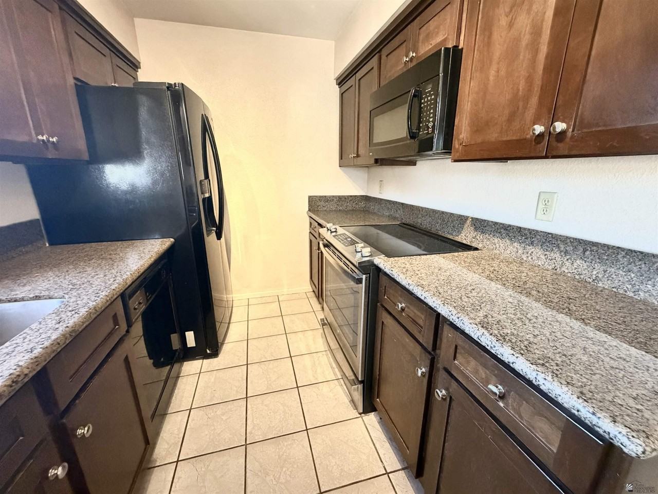 4584 W 18th Pl - Photo 6 of 16