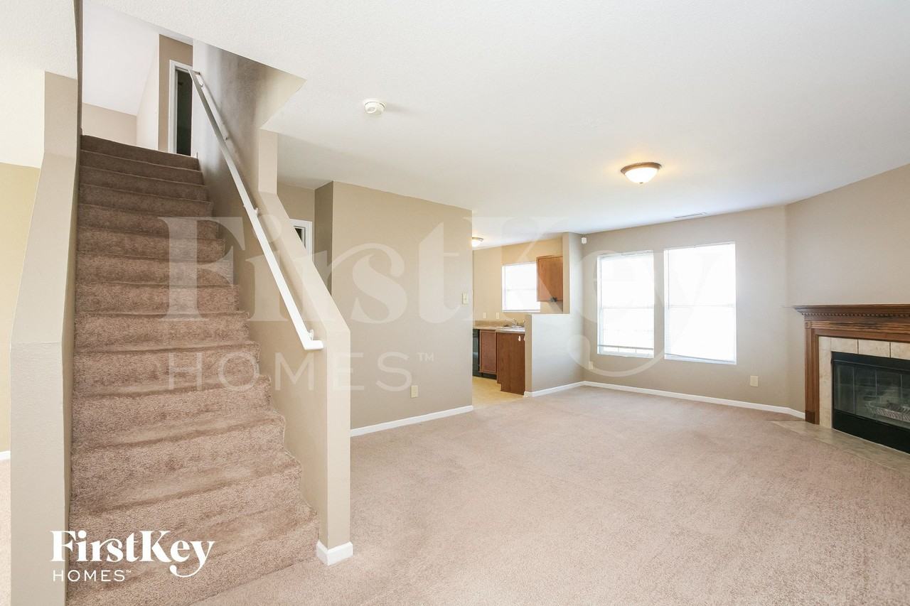 8324 Burket Way - Photo 5 of 15
