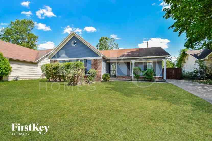 4570 Fawn Hollow Cv - Photo 2 of 16