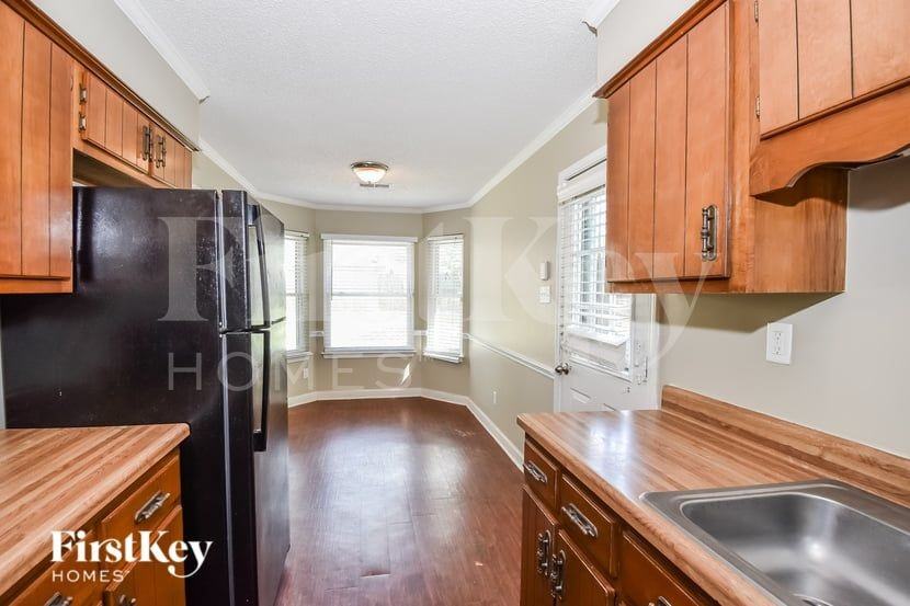 4570 Fawn Hollow Cv - Photo 7 of 16
