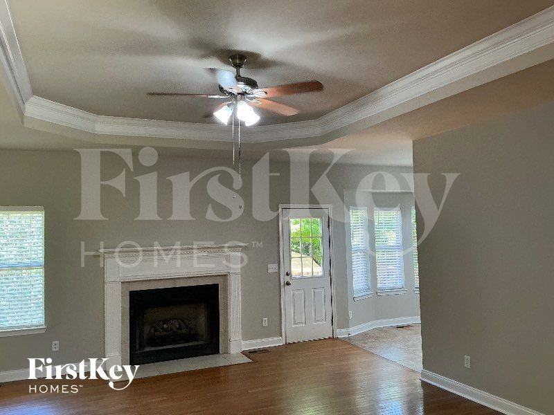120 Pine Springs Rd - Photo 2 of 10