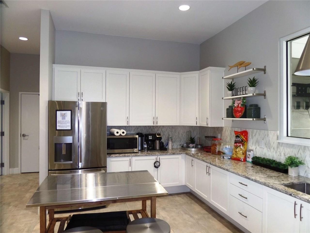 5061 Stokes Way - Photo 6 of 34