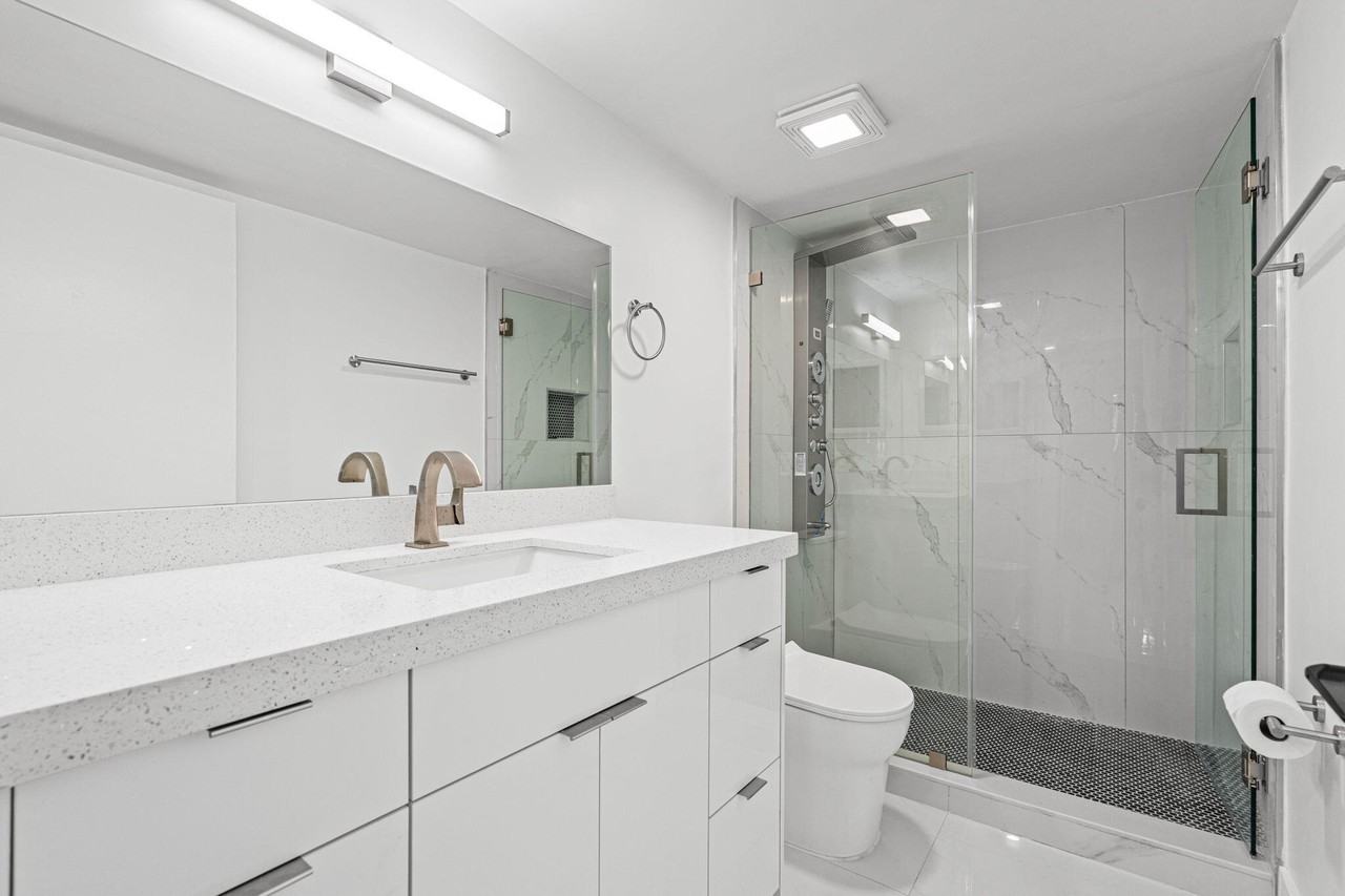 510 W Park Dr - Photo 6 of 37