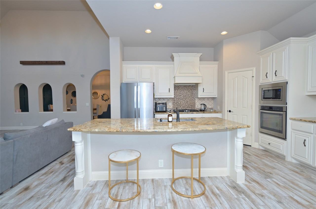 3207 Pampa - Photo 6 of 40
