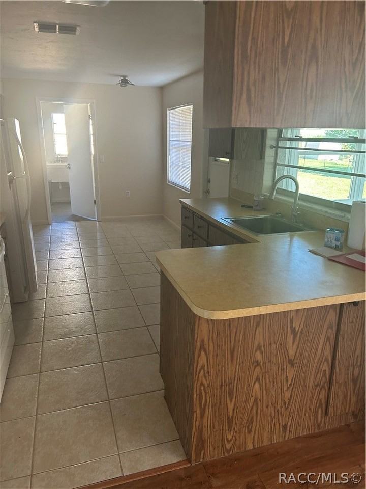 209 S Tyler St - Photo 6 of 23