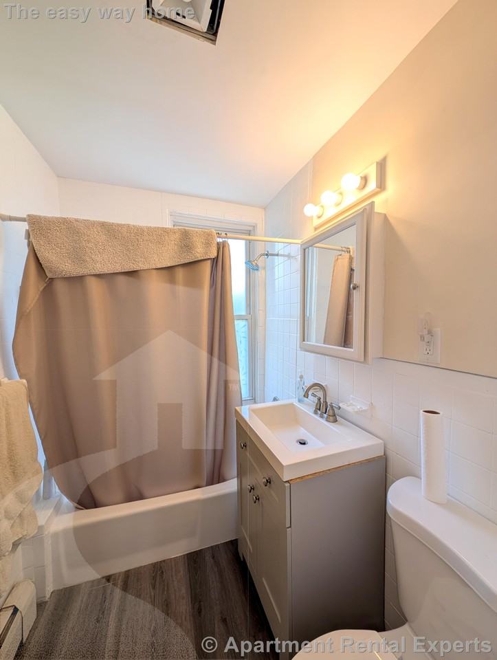 19 Cameron Ave #4 - Photo 6 of 13
