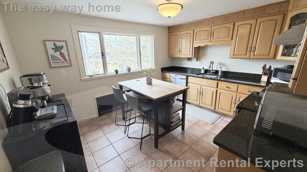 34 Preston Rd #2 - Photo 4 of 18