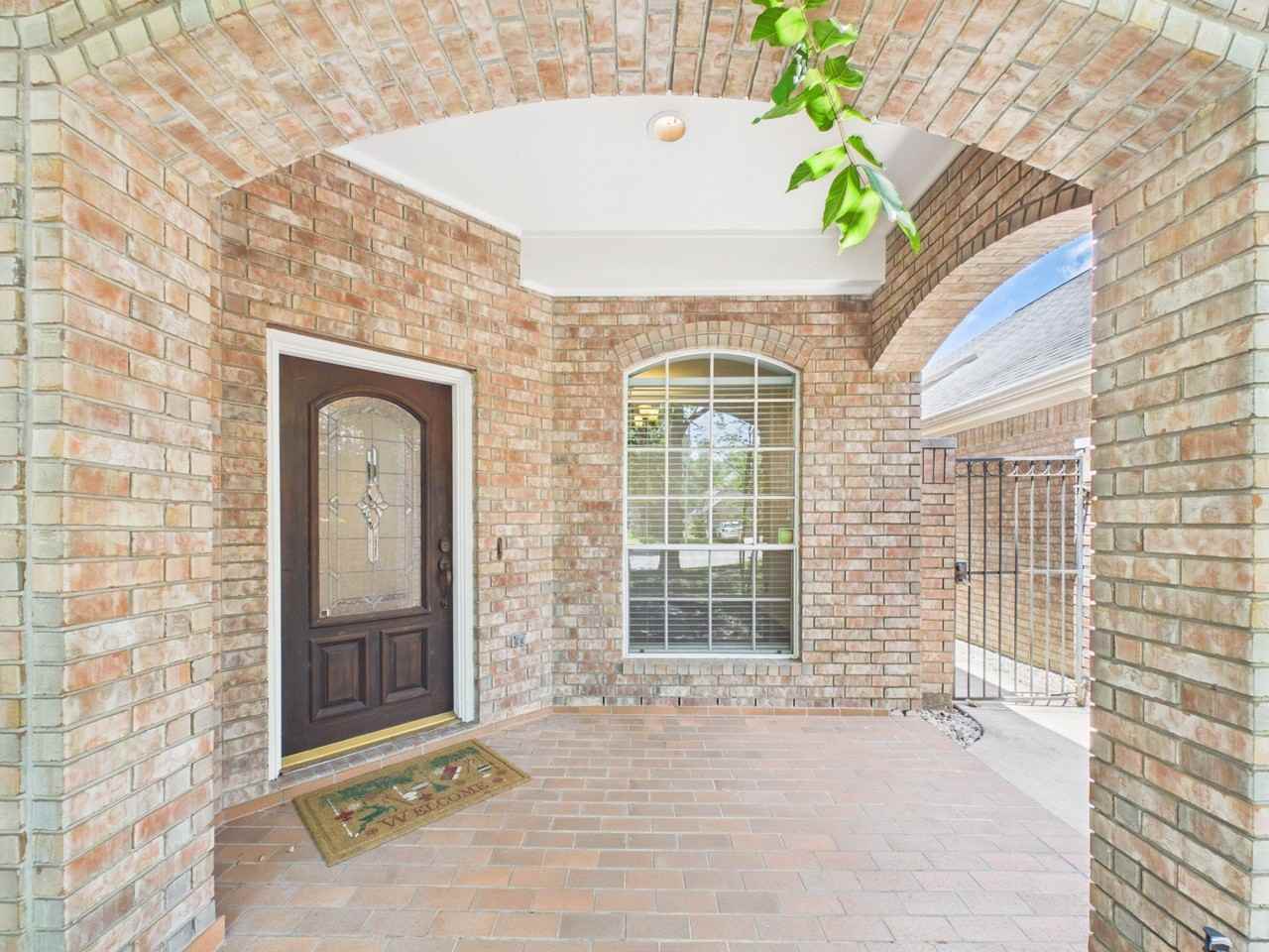 5407 Lake Place Dr - Photo 2 of 50