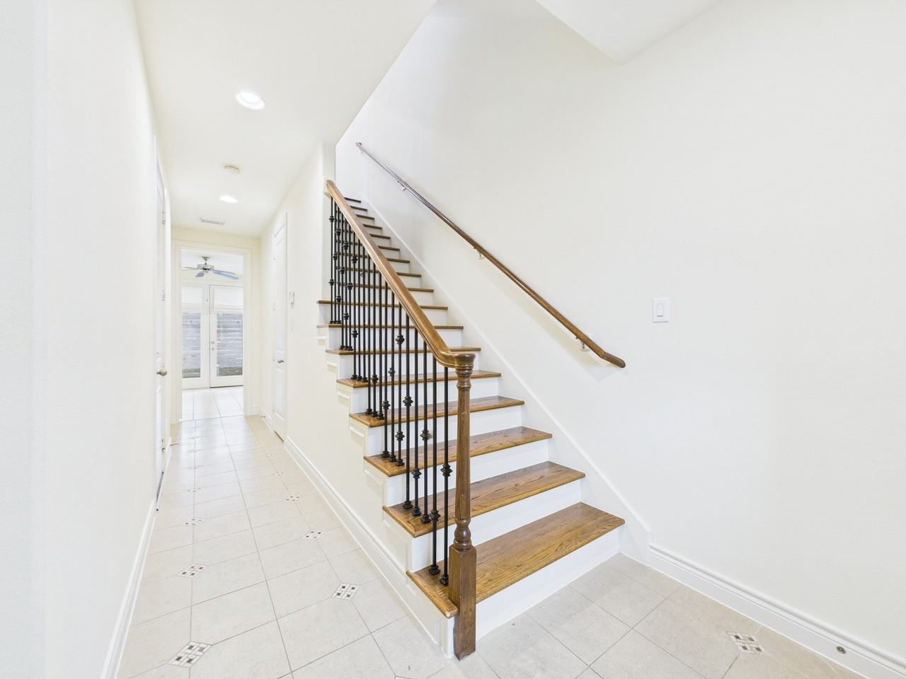 11025 Sherwood Grv - Photo 5 of 42