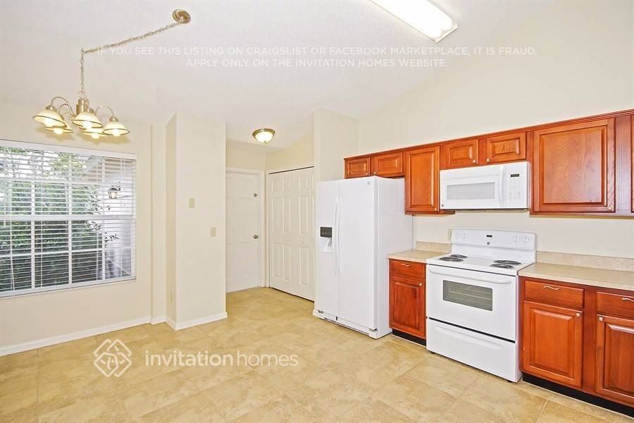 3197 Timucua Cir - Photo 5 of 17