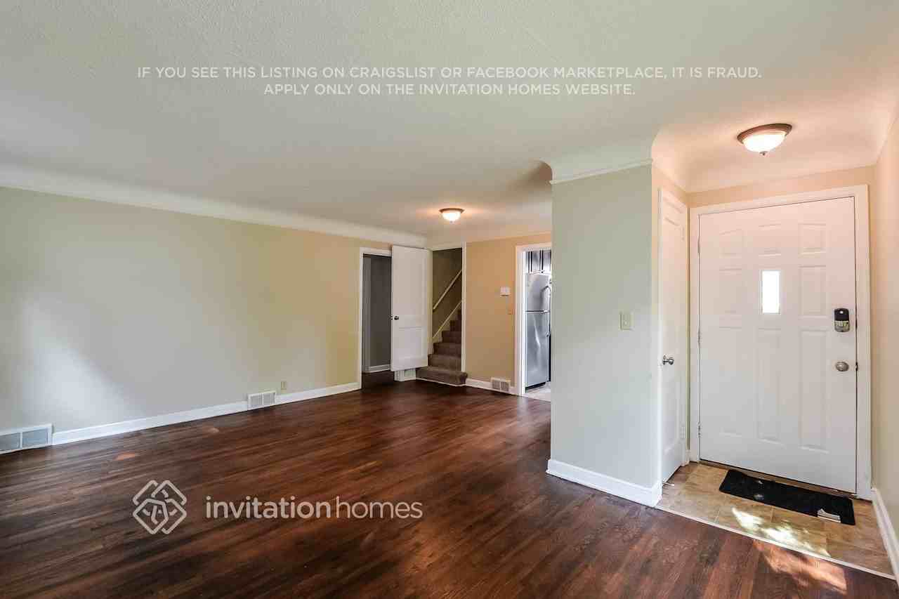 5724 24th Ave S - Photo 3 of 13